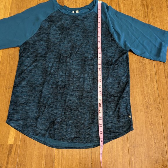 Calvin Klein Jeans Top with Sheer Raglan Sleeves - Picture 9 of 12